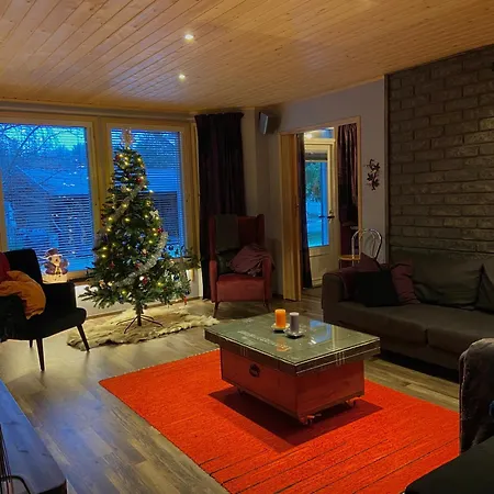 Villa Cozy House In The Arctic Circle *